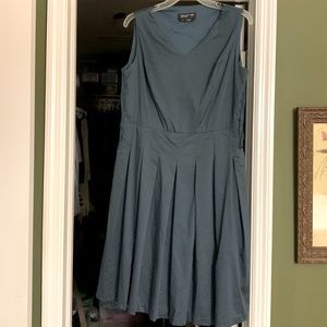 Jones of NewYork mallard blue cotton dress